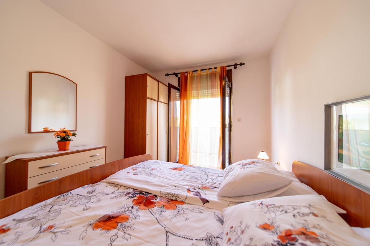 Apartmani Centar Palit Bagian luar foto