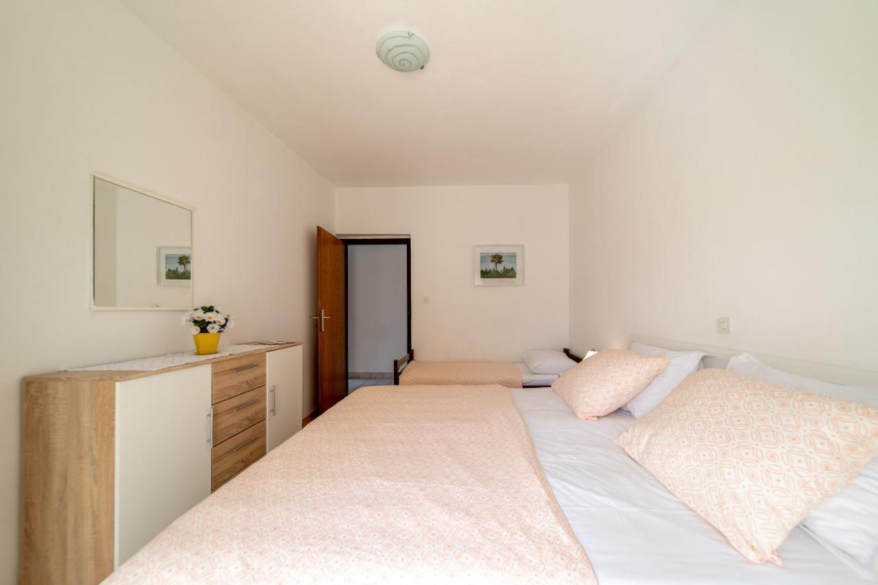 Apartmani Centar Palit Bagian luar foto