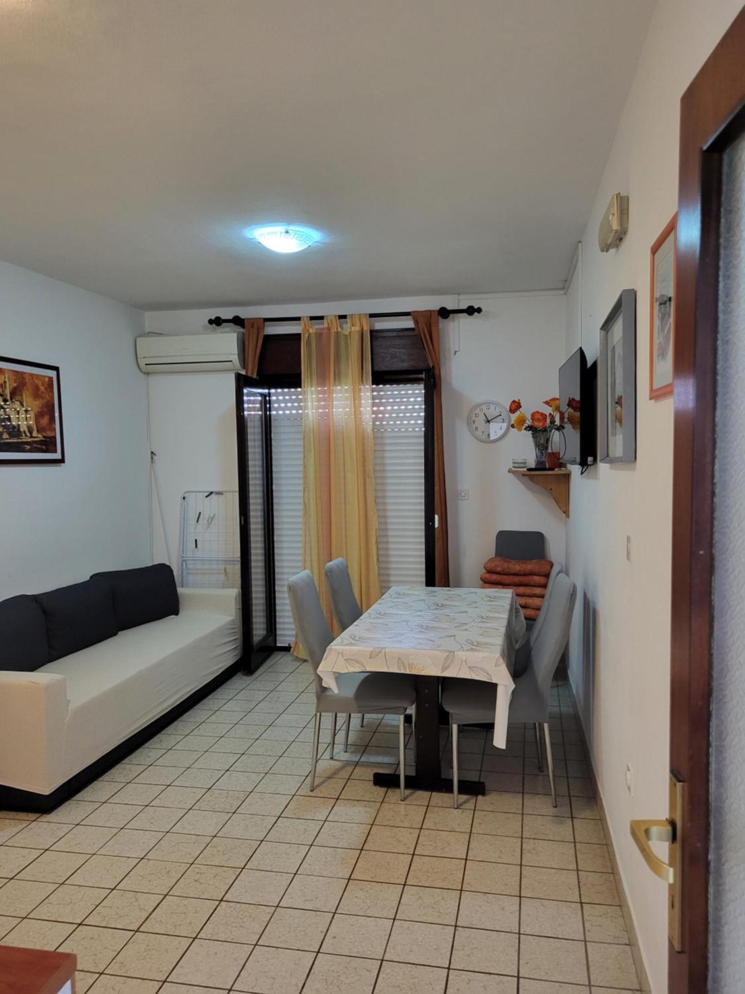 Apartmani Centar Palit Bagian luar foto
